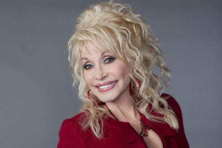 Dolly-Parton-stomach-Cancer-rumors-on-HWN-GOSSIPS